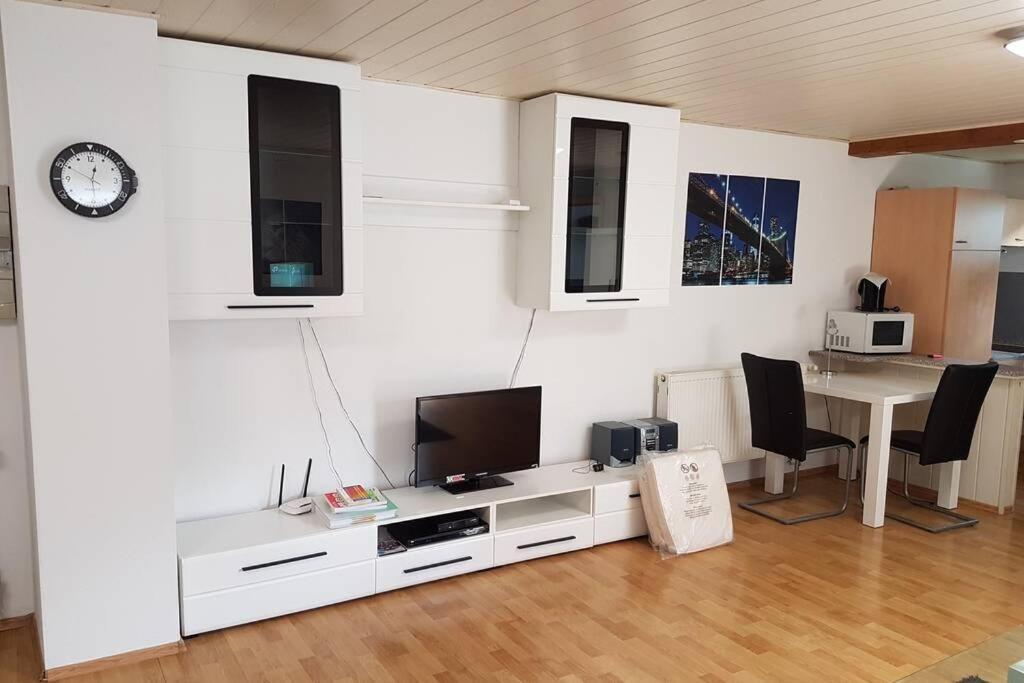 Schoene Wohnung In Karben - Rendel, Mit Freisitz エクステリア 写真